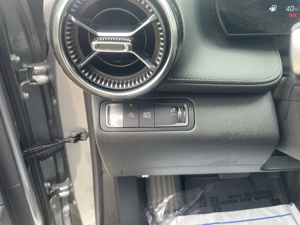 Used 2025 Chevrolet Equinox LT FWD image 22