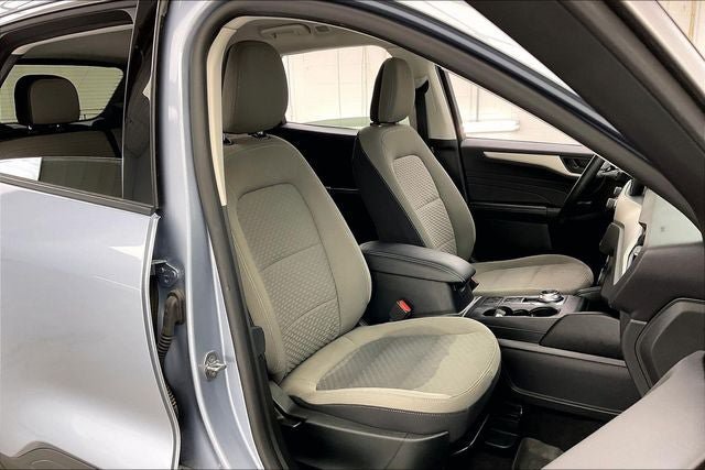 Used 2022 Ford Escape SE w/ Cold Weather Package AWD/4WD image 7