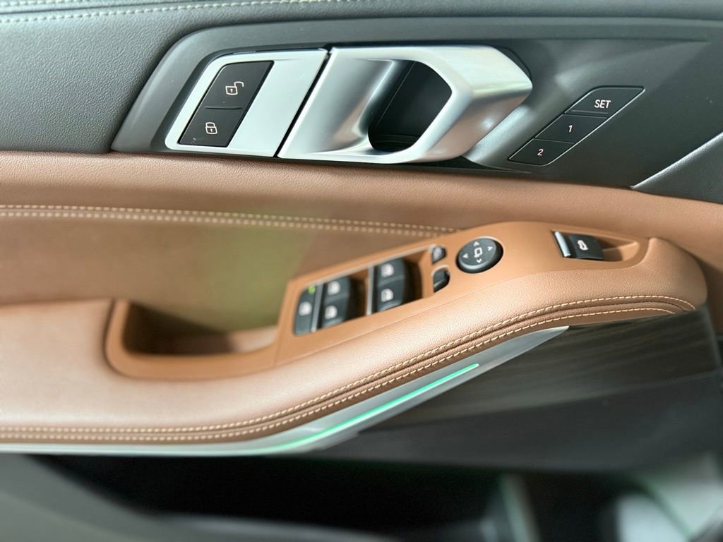 Used 2024 BMW X5 xDrive40i image 17