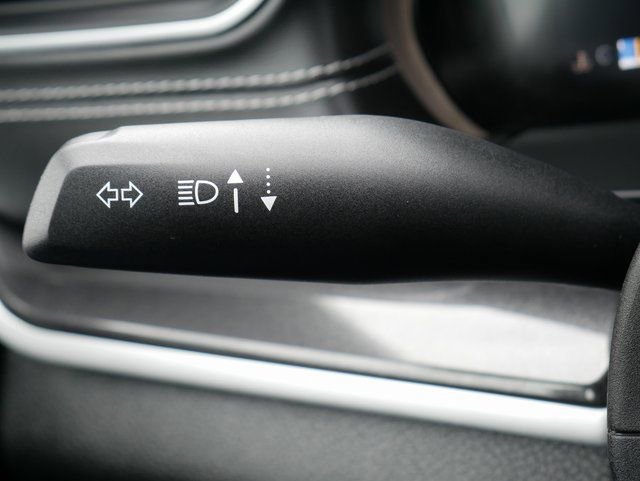 Used 2023 Jeep Grand Cherokee Altitude image 24