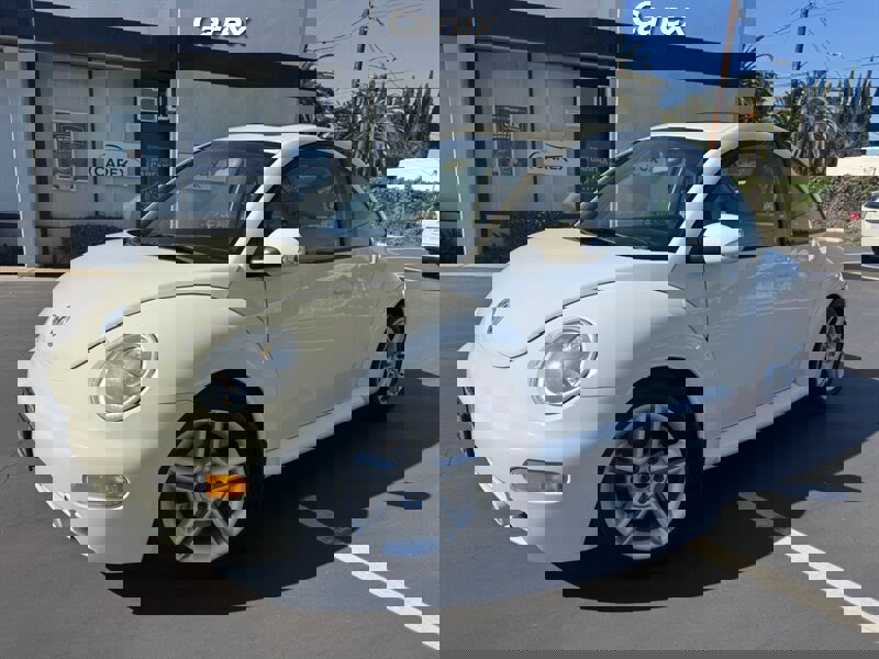 Used 2004 Volkswagen Beetle GLS image 1