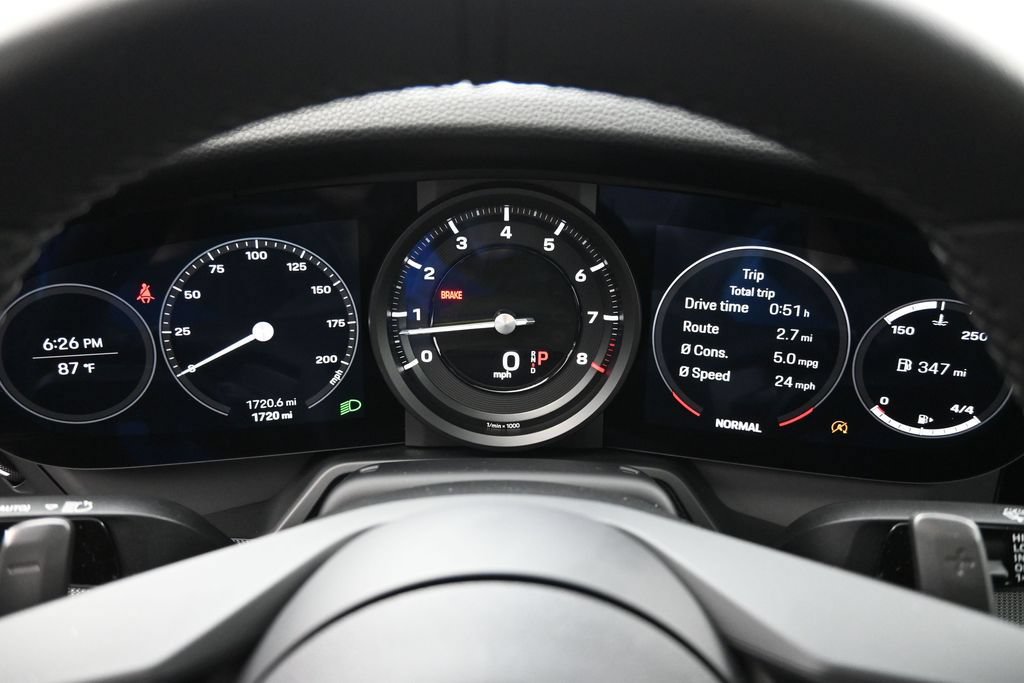Certified 2024 Porsche 911 Carrera RWD image 8