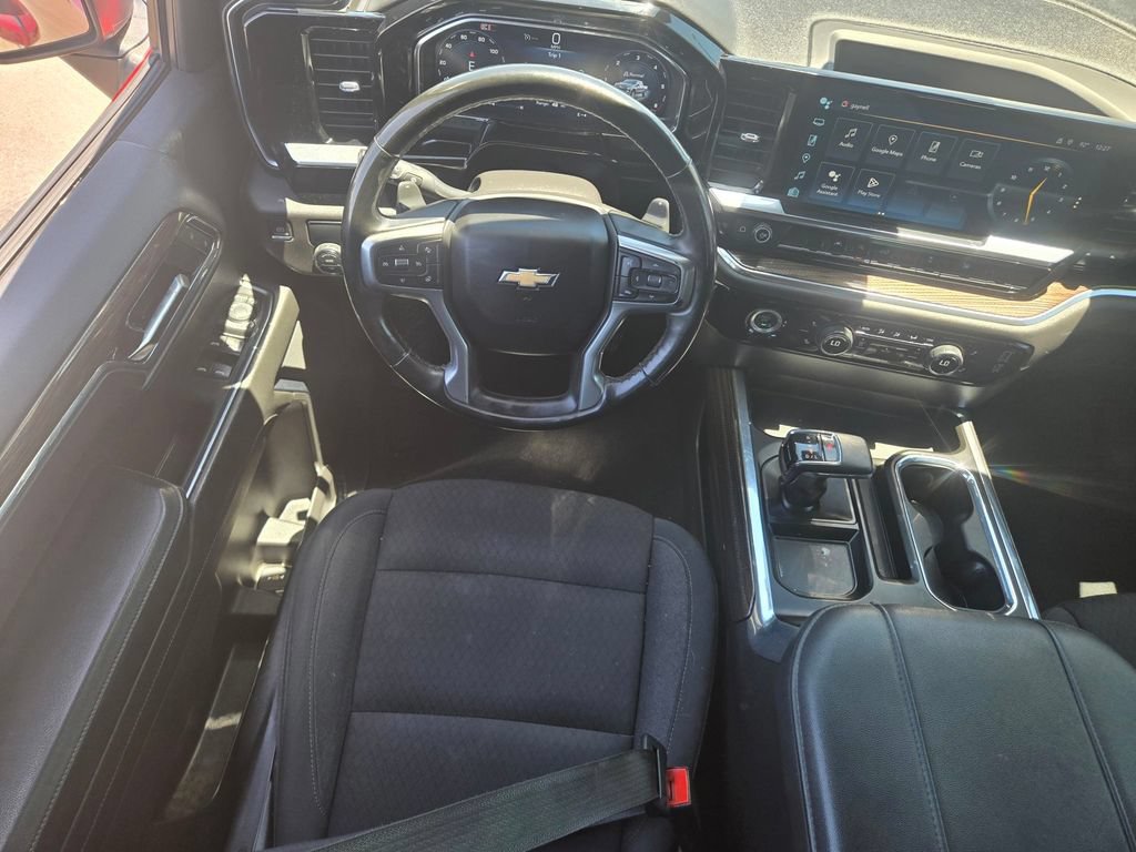 Used 2024 Chevrolet Silverado 1500 LT RWD image 9