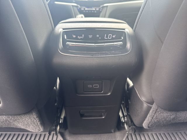 Certified 2024 Cadillac XT6 Premium Luxury AWD/4WD image 25