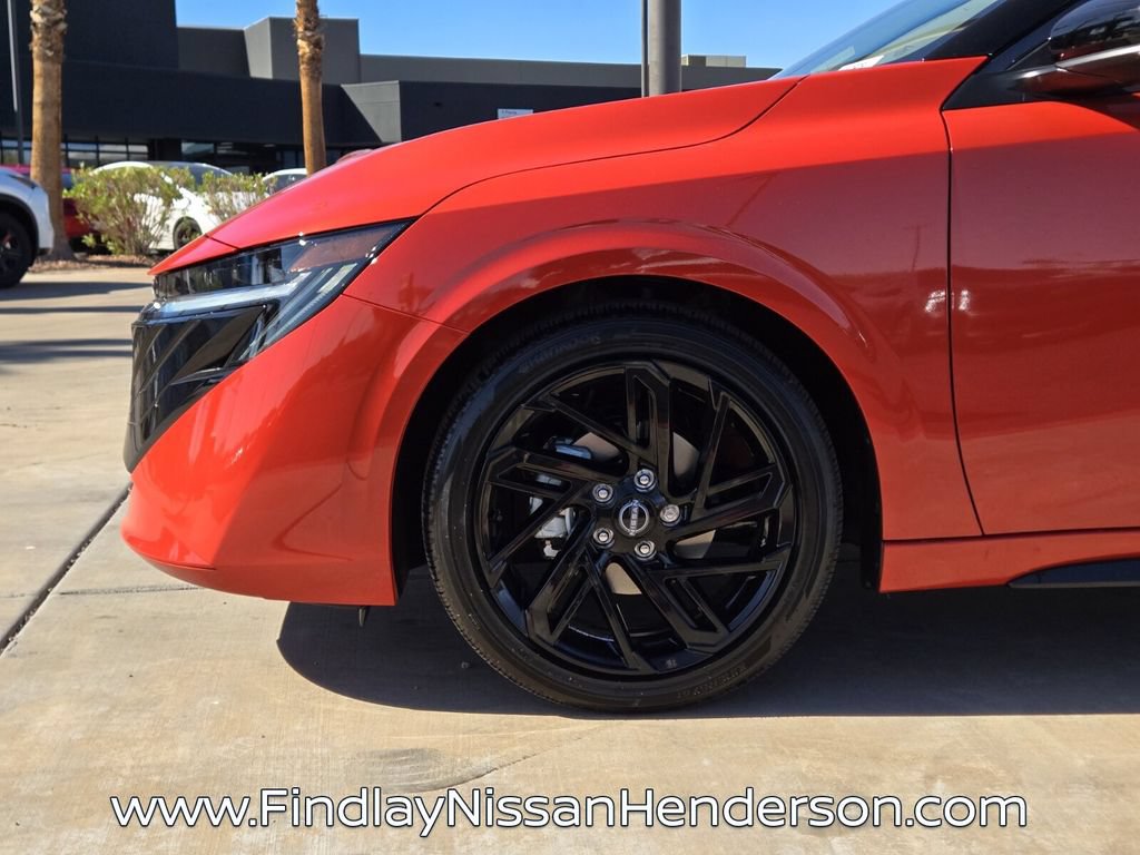 New 2027 Nissan Sentra SR w/ SR Premium Package FWD image 10