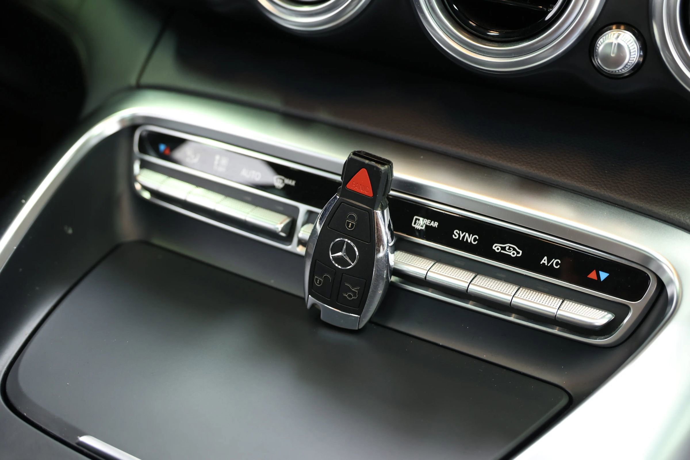 Used 2018 Mercedes-Benz AMG GT Coupe image 5