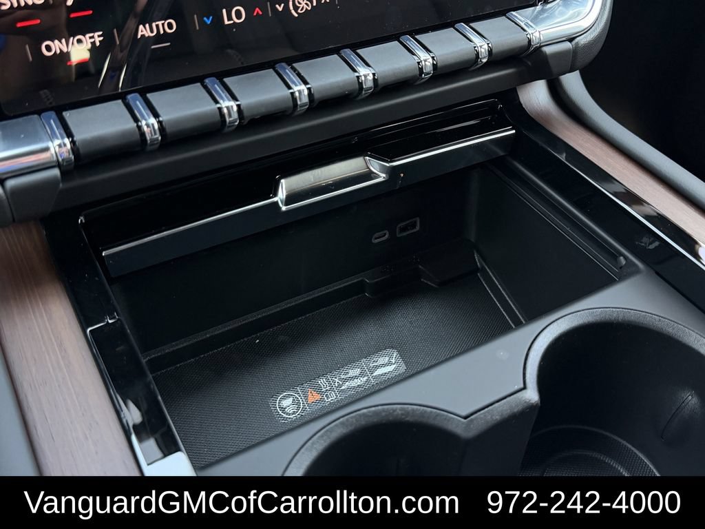 New 2026 GMC Yukon Denali w/ Denali Reserve Package AWD/4WD image 18