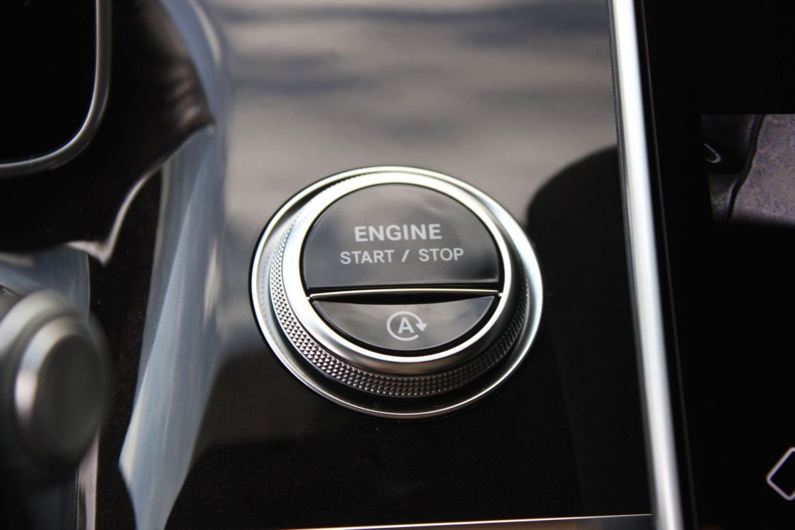 New 2026 Mercedes-Benz S 580 4MATIC Sedan image 17