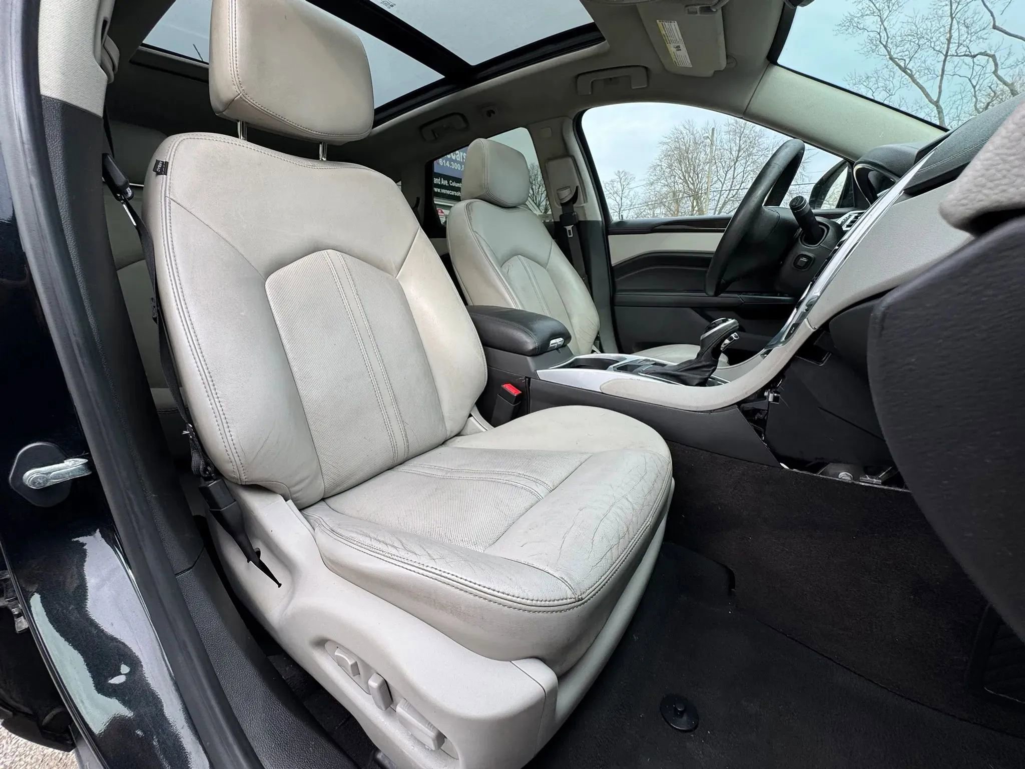 Used 2014 Cadillac SRX Premium image 11