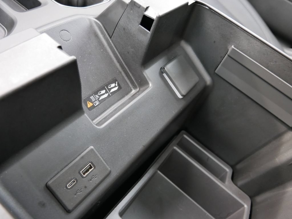 Used 2025 Chevrolet Silverado 1500 RST w/ Convenience Package II AWD/4WD image 28