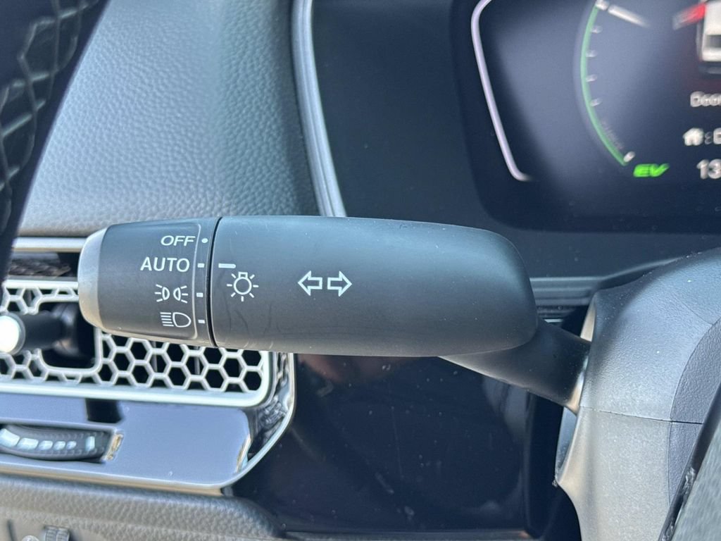 Used 2025 Honda Civic Sport image 16