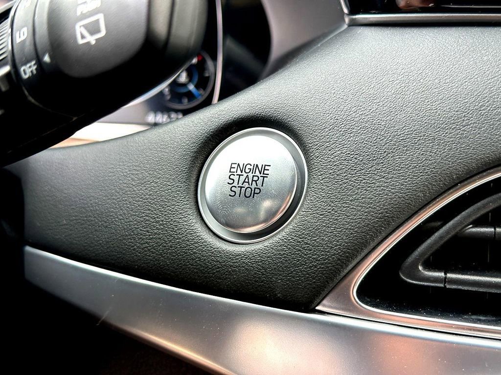 Used 2021 Hyundai Palisade Calligraphy image 20