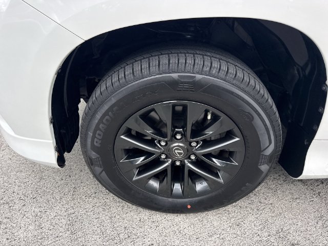 Certified 2022 Lexus GX 460 Premium w/ Premium Package AWD/4WD image 10