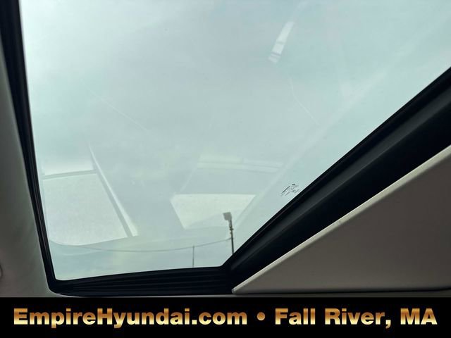 Used 2023 Chrysler Pacifica Limited image 22