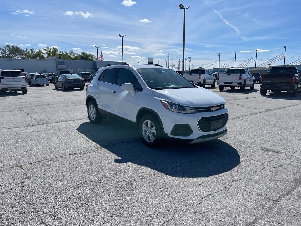 Used 2019 Chevrolet Trax LT w/ LT Convenience Package FWD image 7