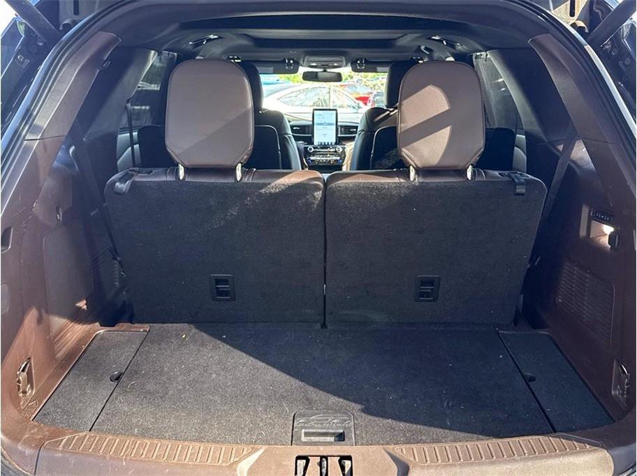 Used 2021 Ford Explorer King Ranch w/ Premium Technology Package AWD/4WD image 9