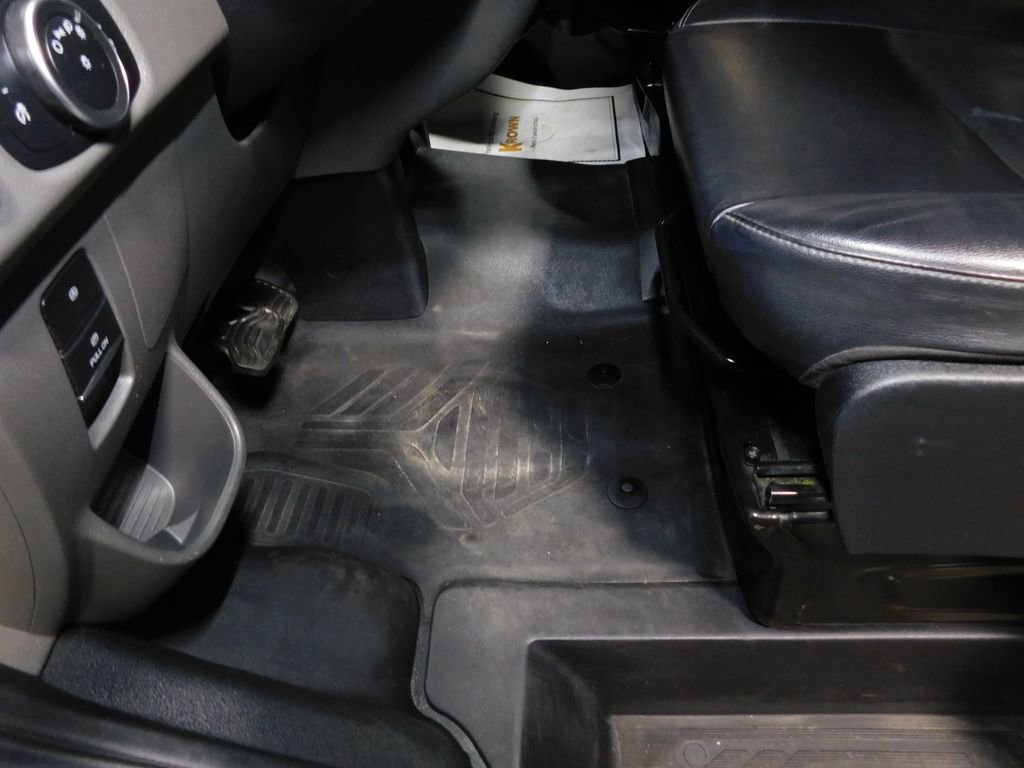 Used 2022 Ford Transit 250 AWD image 44