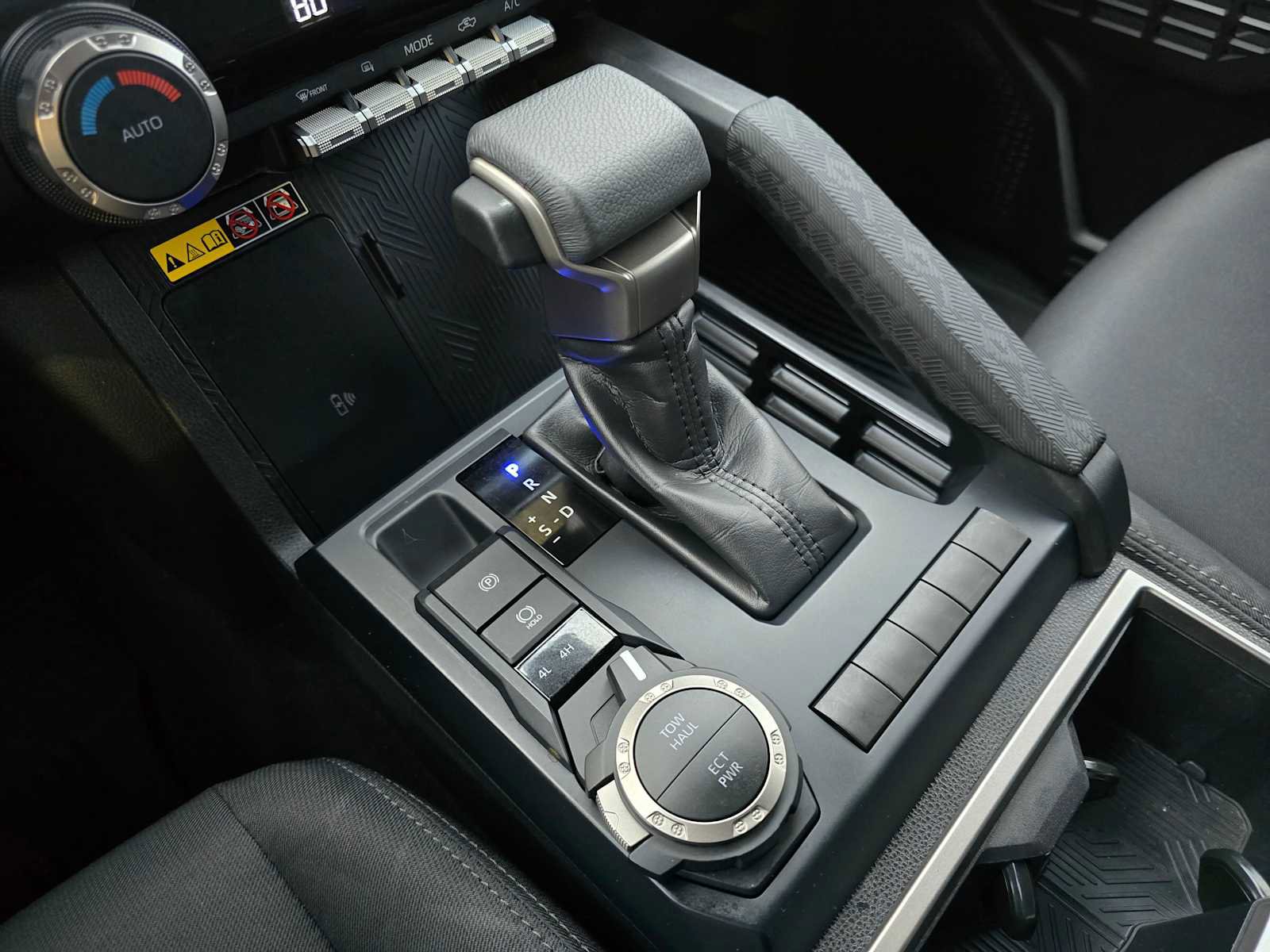 Certified 2025 Toyota Tacoma SR5 image 36