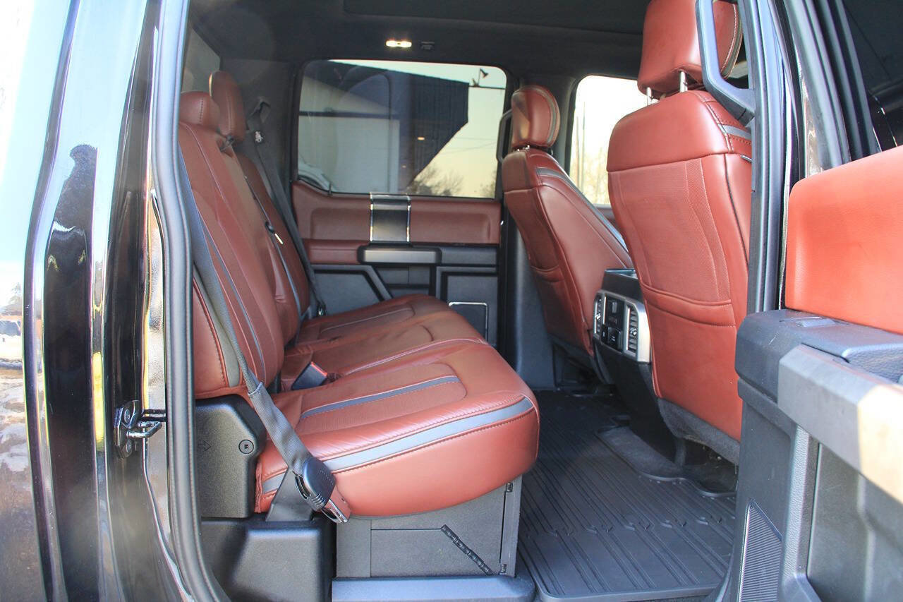 Used 2019 Ford F350 Platinum w/ Platinum Ultimate Package image 16