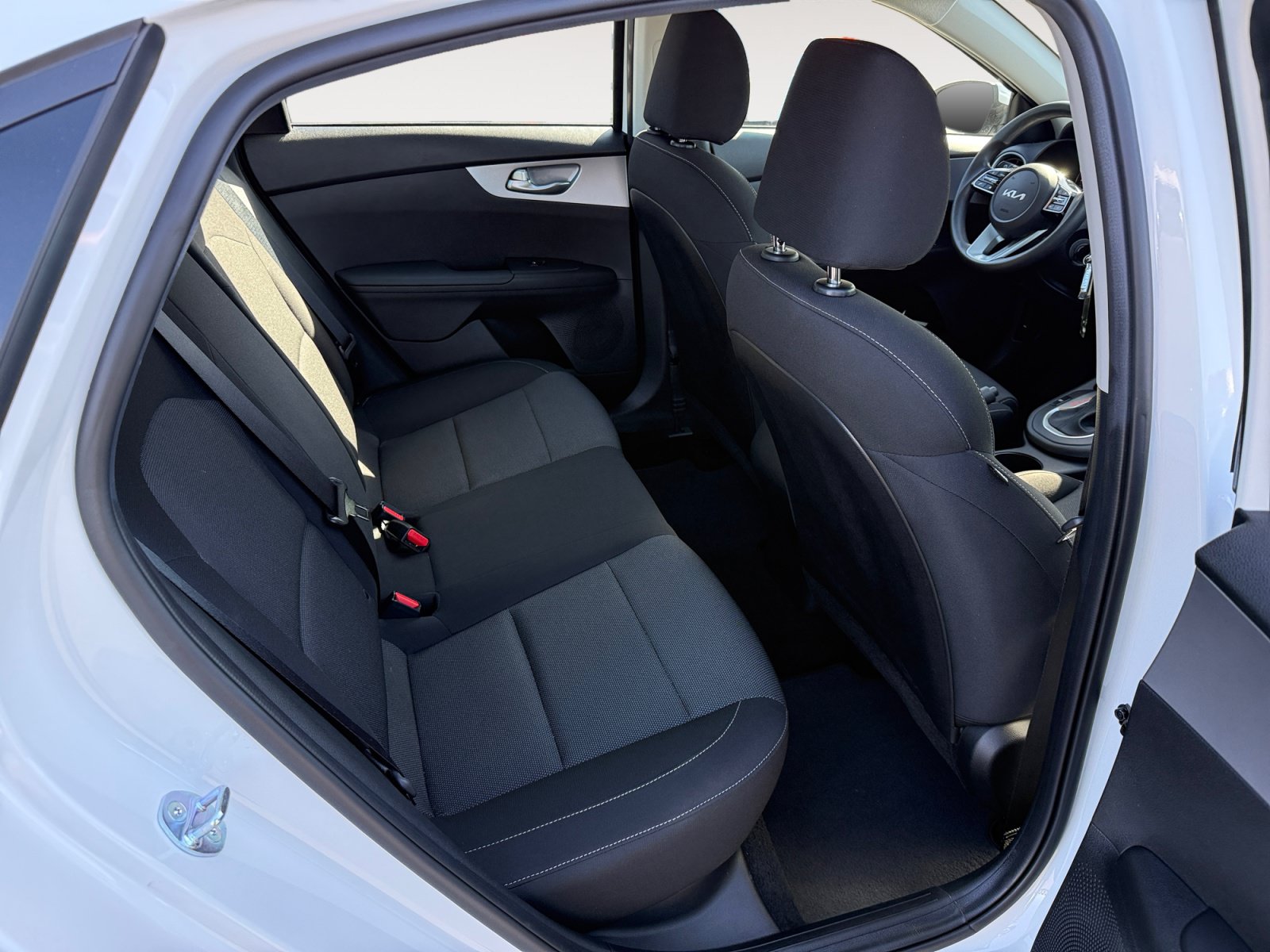Used 2023 Kia Forte LXS w/ LXS Technology Package FWD image 18