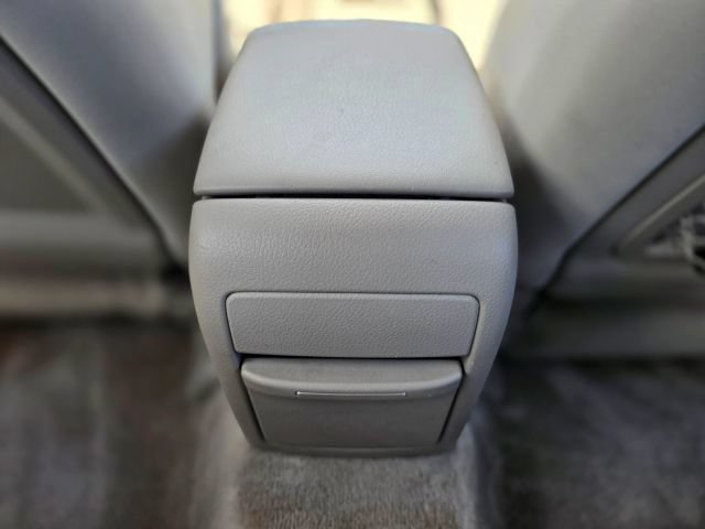Used 2005 Subaru Outback 2.5i AWD/4WD image 27