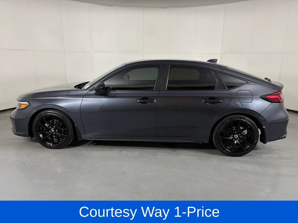 Used 2025 Honda Civic Sport image 6