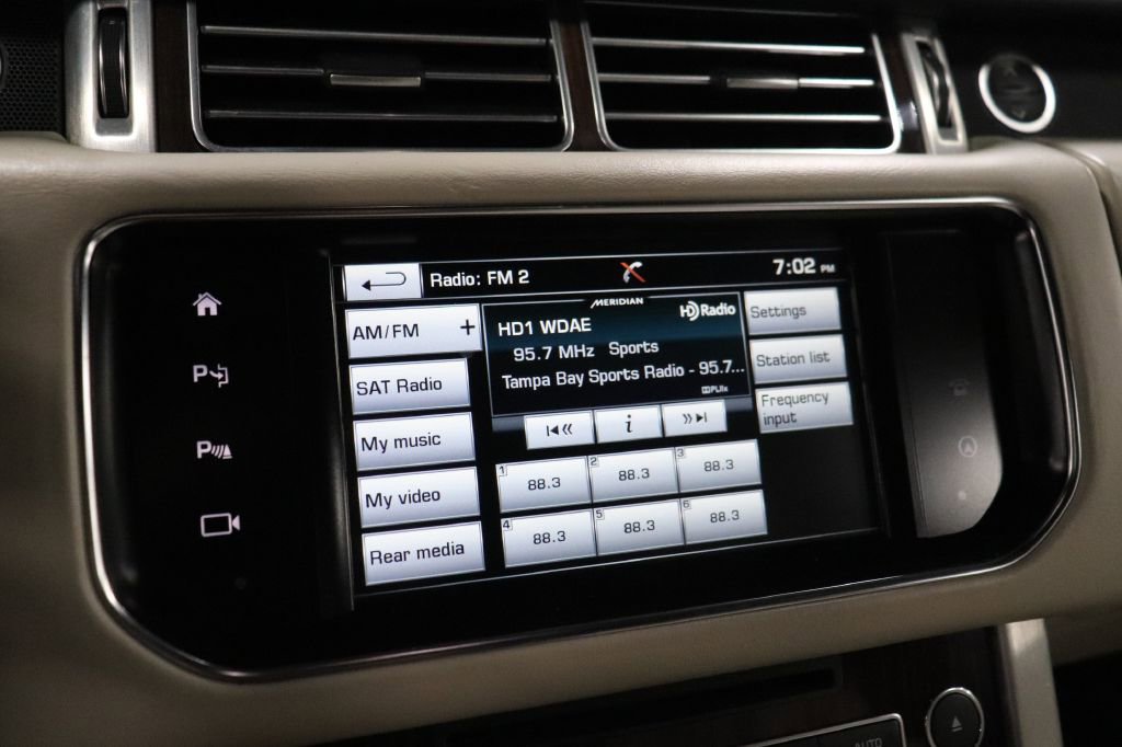 Used 2016 Land Rover Range Rover Supercharged image 33