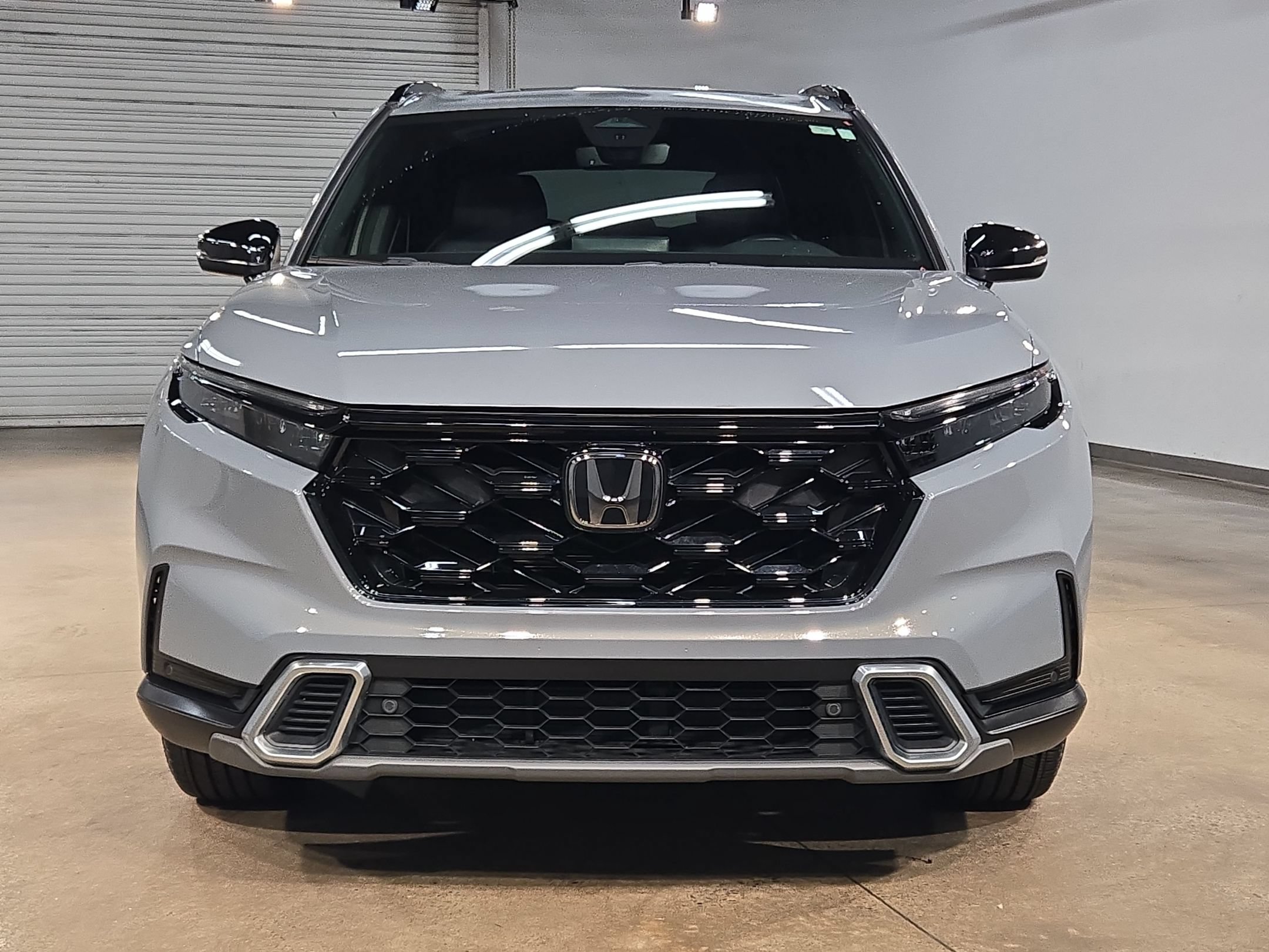 Used 2023 Honda CR-V Sport Touring image 2