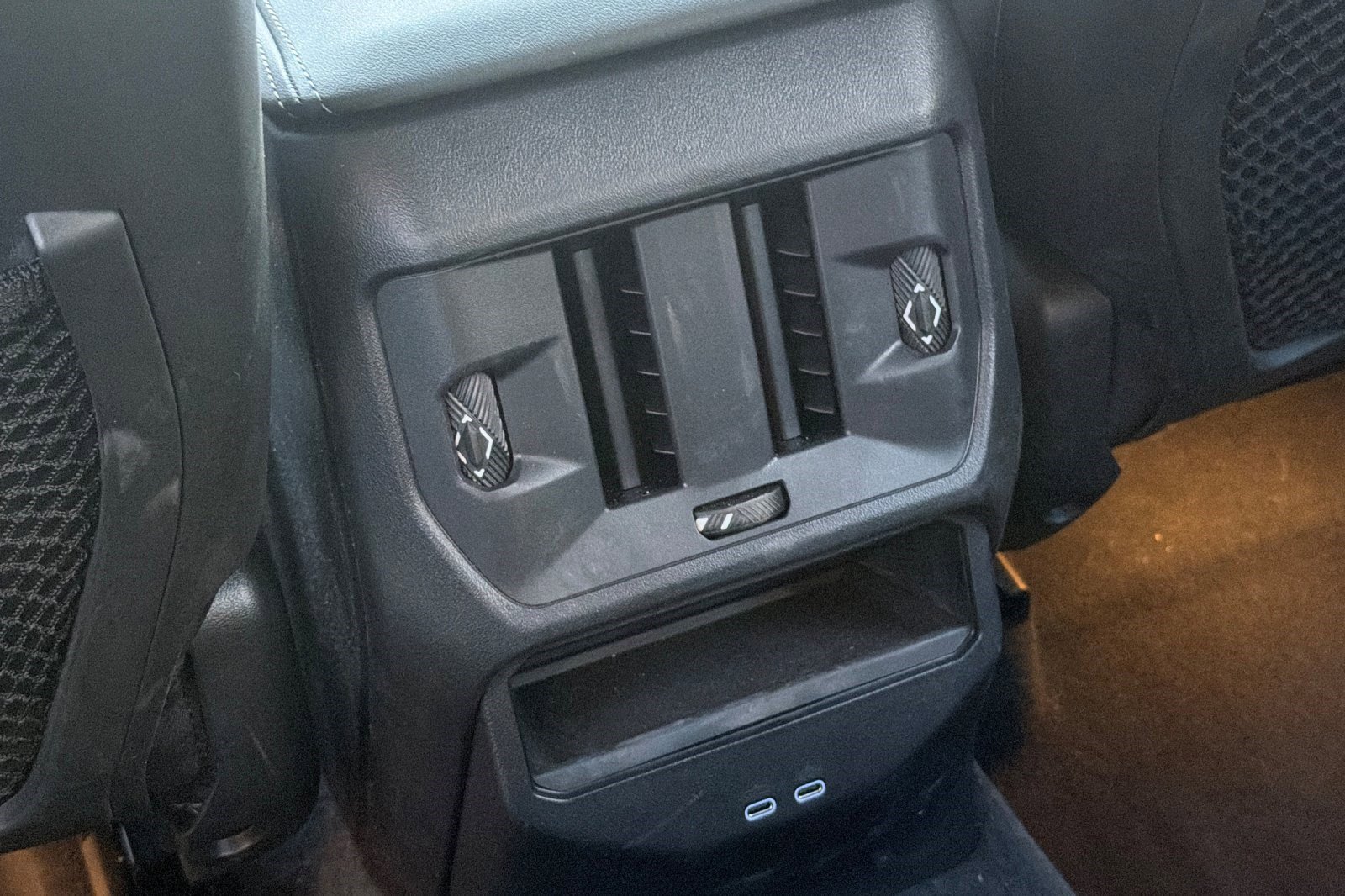 Used 2025 BMW X3 xDrive30i w/ Premium Package image 16