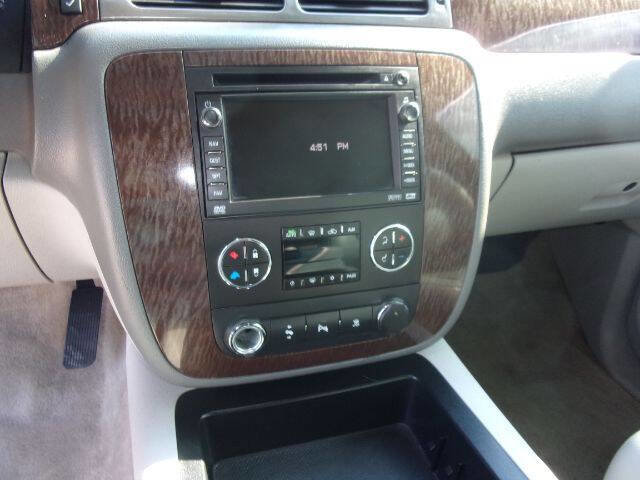 Used 2007 GMC Yukon SLT w/ SLT Preferred Equipment Group image 11