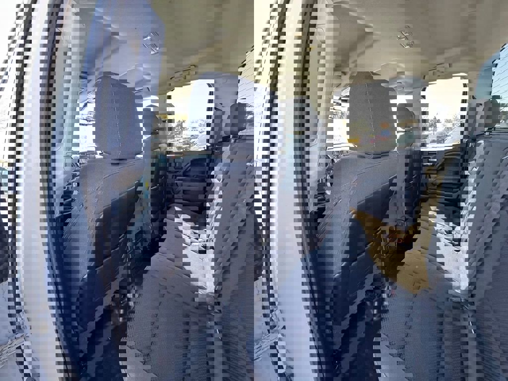 Used 2014 GMC Sierra 1500 SLE image 32