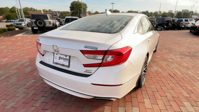 Used 2020 Honda Accord Touring image 9