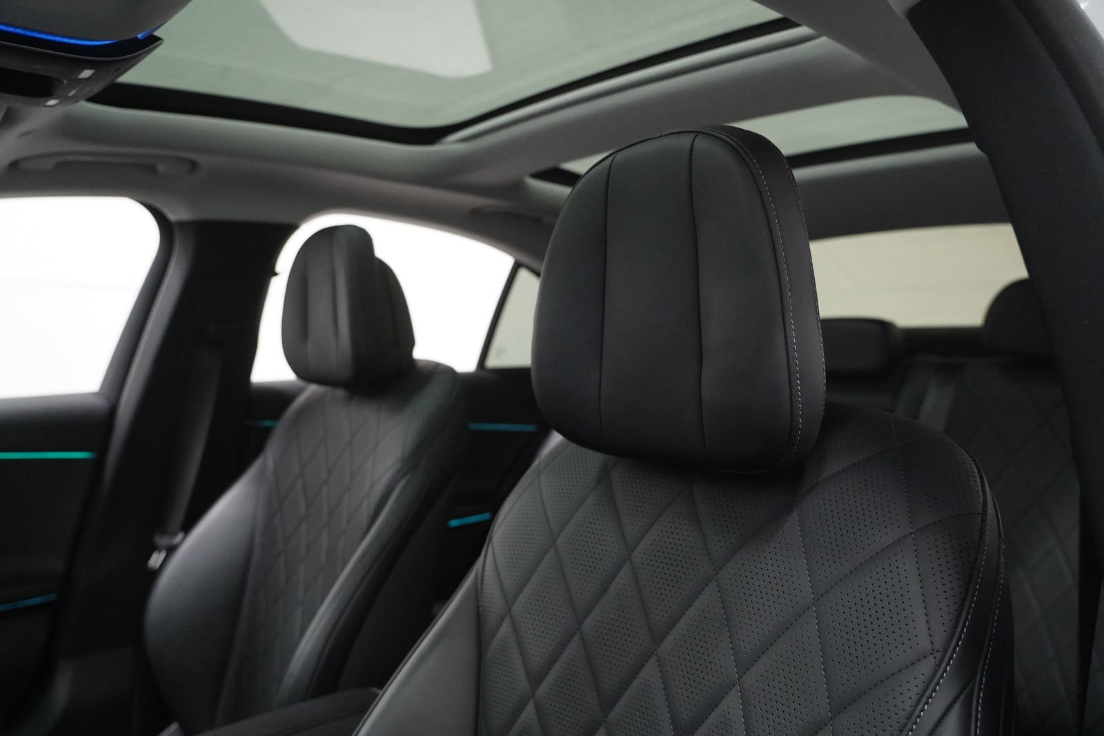 Certified 2024 Mercedes-Benz E 350 4MATIC Sedan image 14