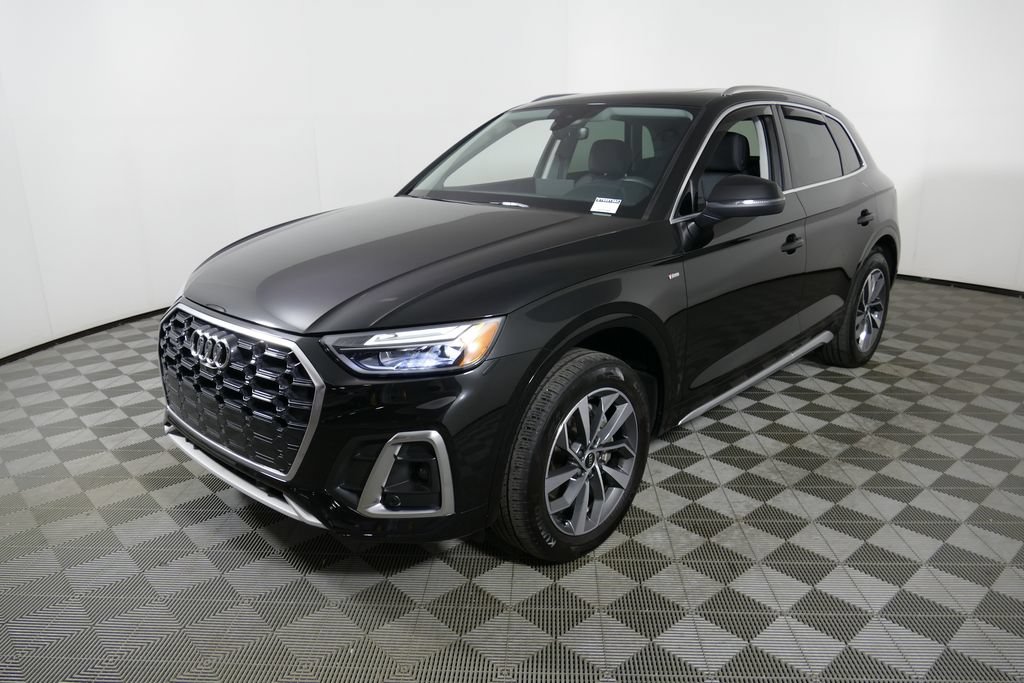 Used 2023 Audi Q5 2.0T Premium Plus w/ Premium Plus Package AWD/4WD image 7