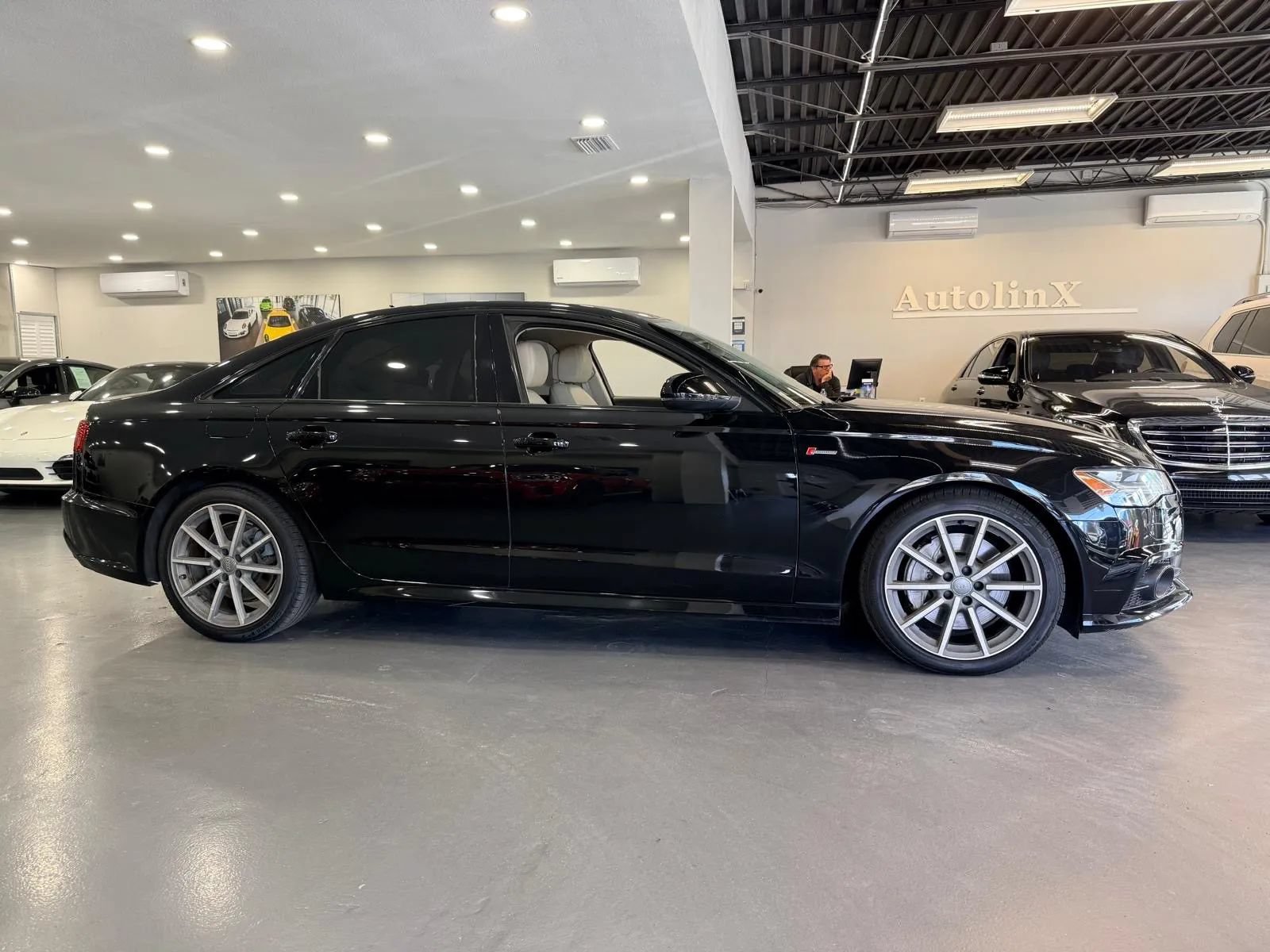 Used 2018 Audi A6 3.0T Premium Plus w/ Premium Plus Package AWD/4WD image 8