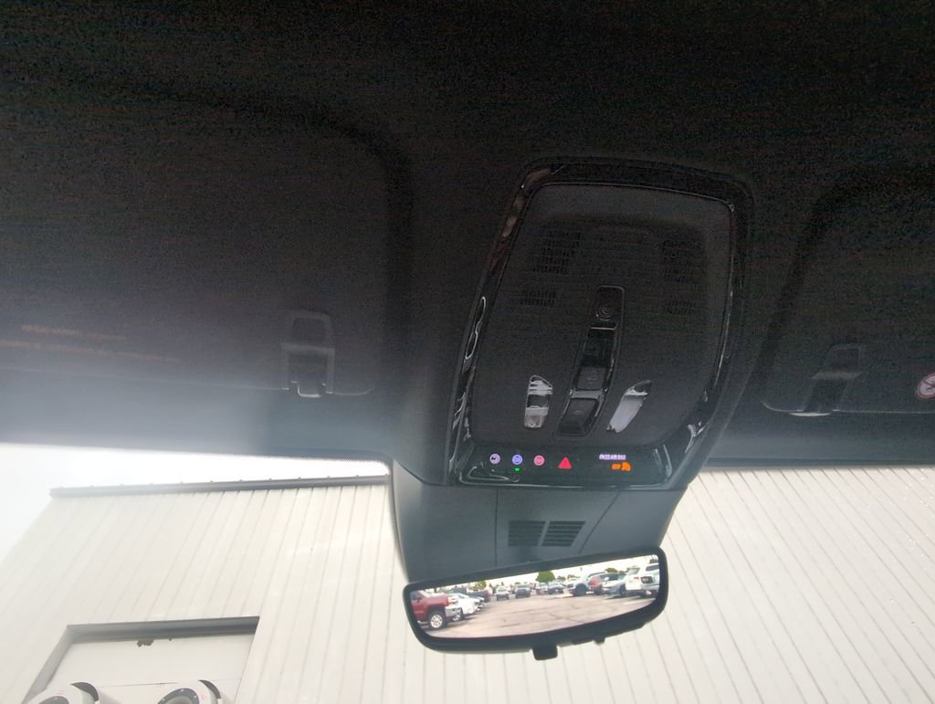 New 2026 Cadillac Lyriq V image 31