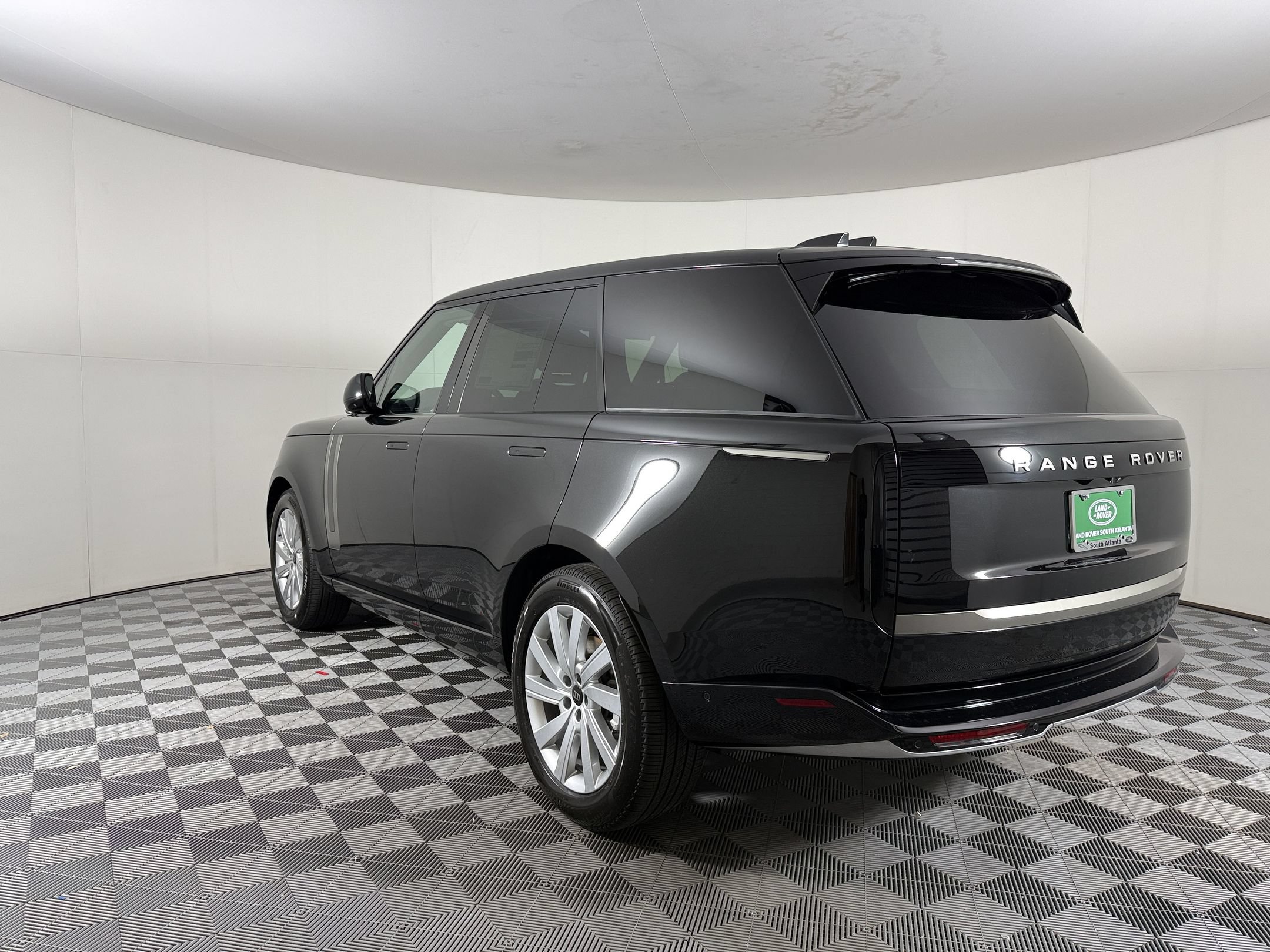 New 2027 Land Rover Range Rover SE AWD/4WD image 3