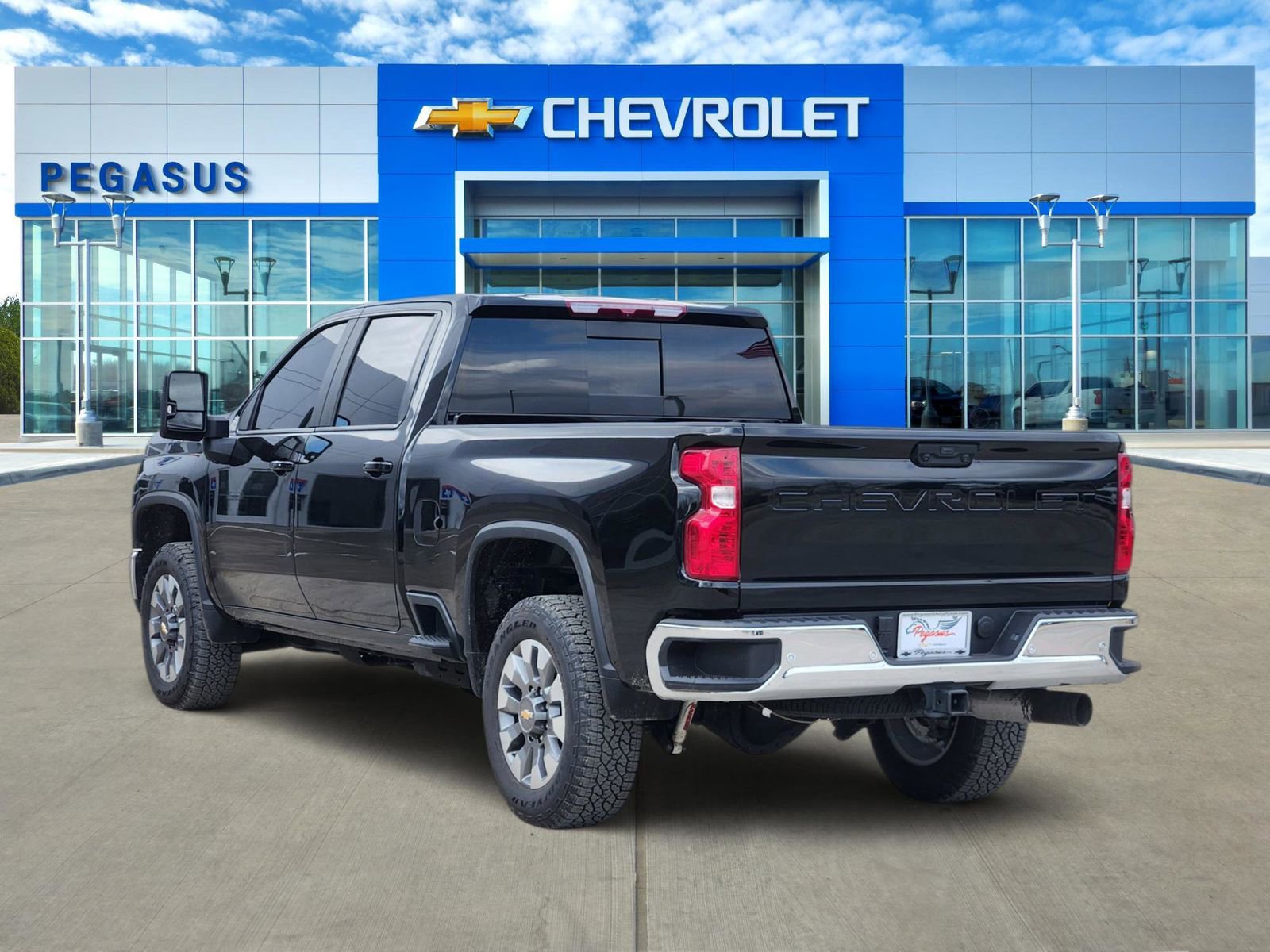 New 2025 Chevrolet Silverado 2500 LT w/ Texas Edition image 4