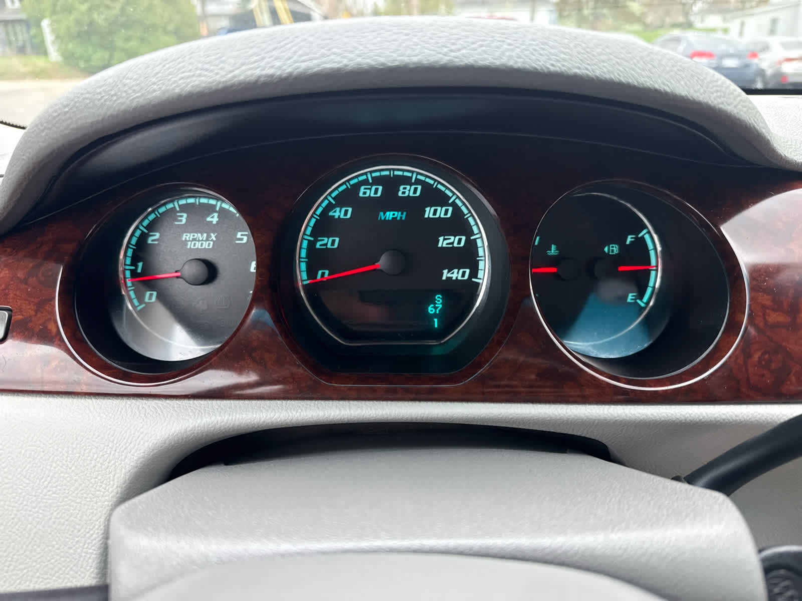 Used 2011 Buick Lucerne CXL w/ Driver Confidence Package FWD image 18