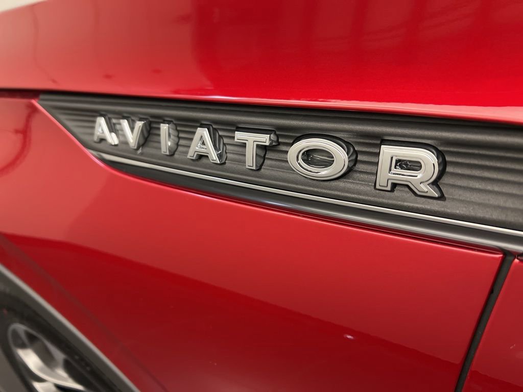 Used 2026 Lincoln Aviator Reserve image 41