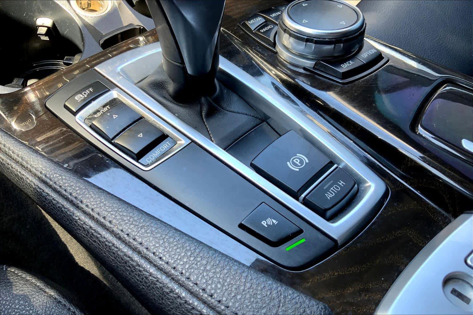 Used 2016 BMW 528i Sedan image 33