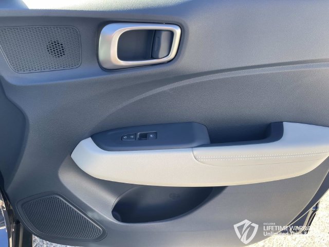 New 2026 Hyundai Venue SEL FWD image 22