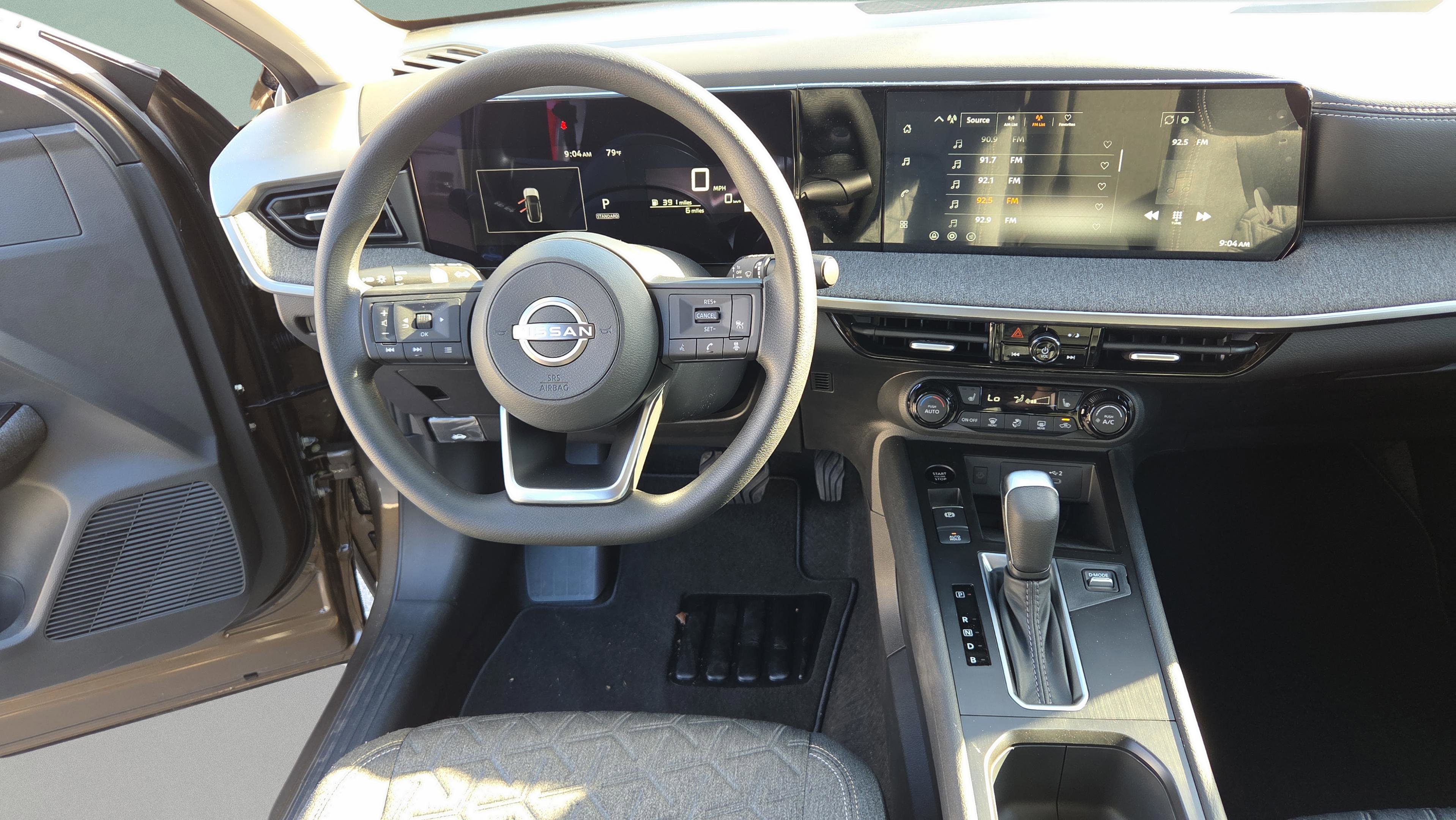 New 2026 Nissan Kicks SV image 12