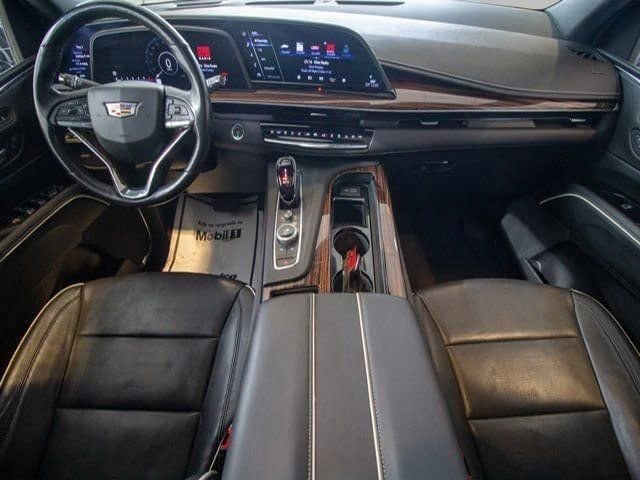 Used 2023 Cadillac Escalade Premium Luxury AWD/4WD image 20