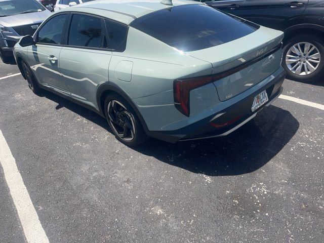 Used 2025 Kia K4 EX FWD image 3