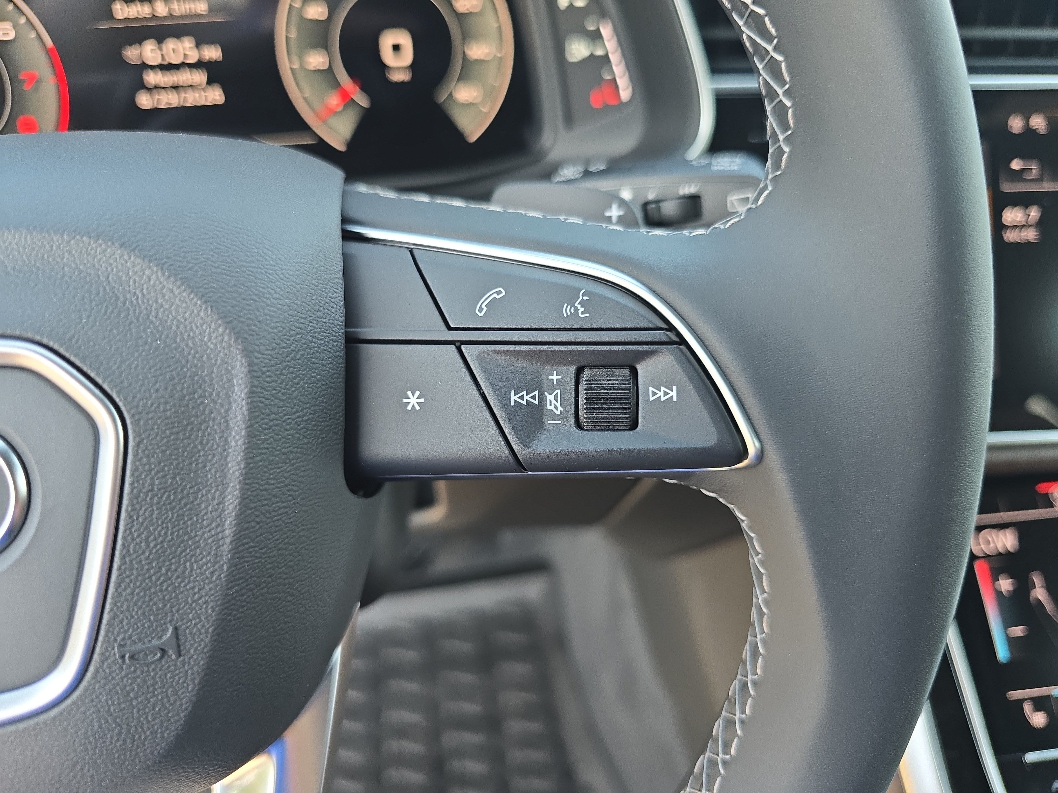 New 2026 Audi Q8 Premium Plus AWD/4WD image 18
