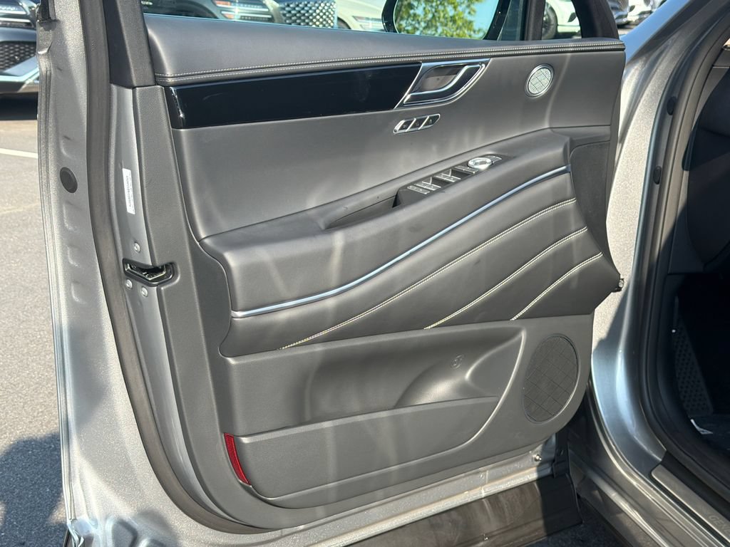 New 2027 Genesis GV80 2.5T AWD/4WD image 12