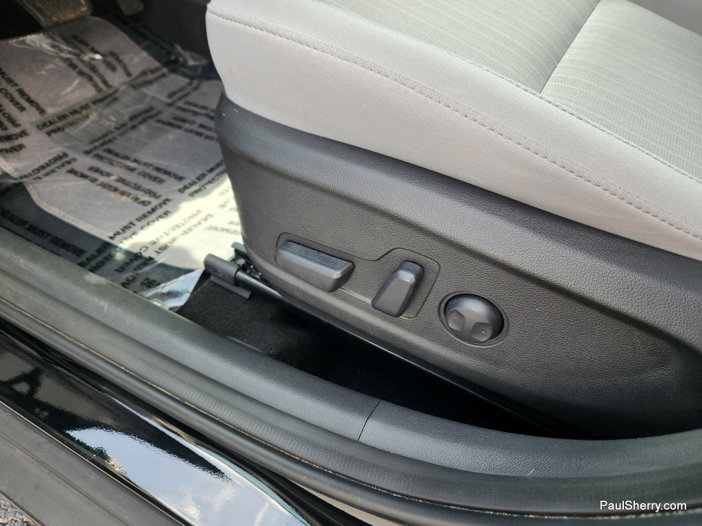 Used 2023 Hyundai Kona SEL w/ Cargo Package FWD image 24