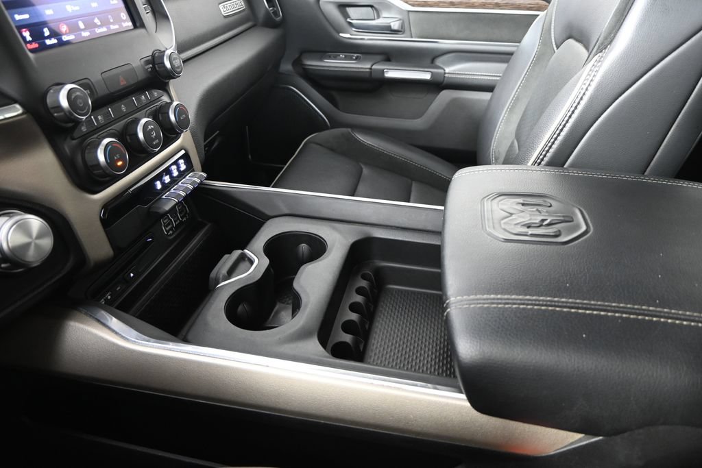 Used 2019 RAM 1500 Laramie AWD/4WD image 35