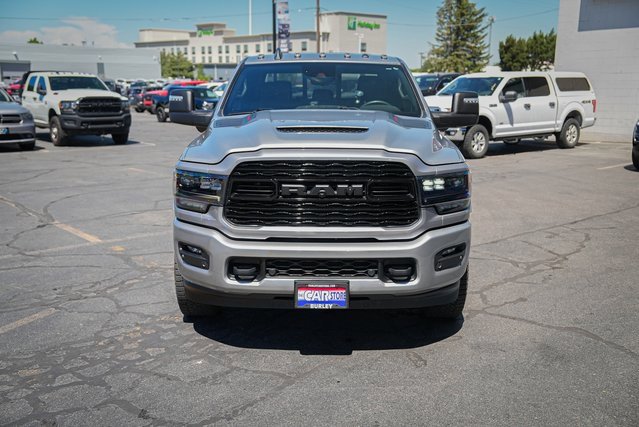 Used 2023 RAM 3500 Limited image 2